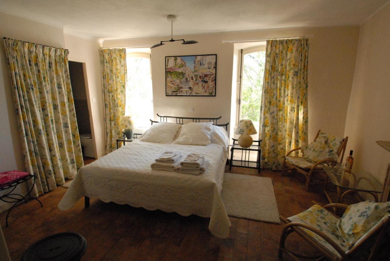 Bed and Breakfast La Baronne Puget Exterior foto